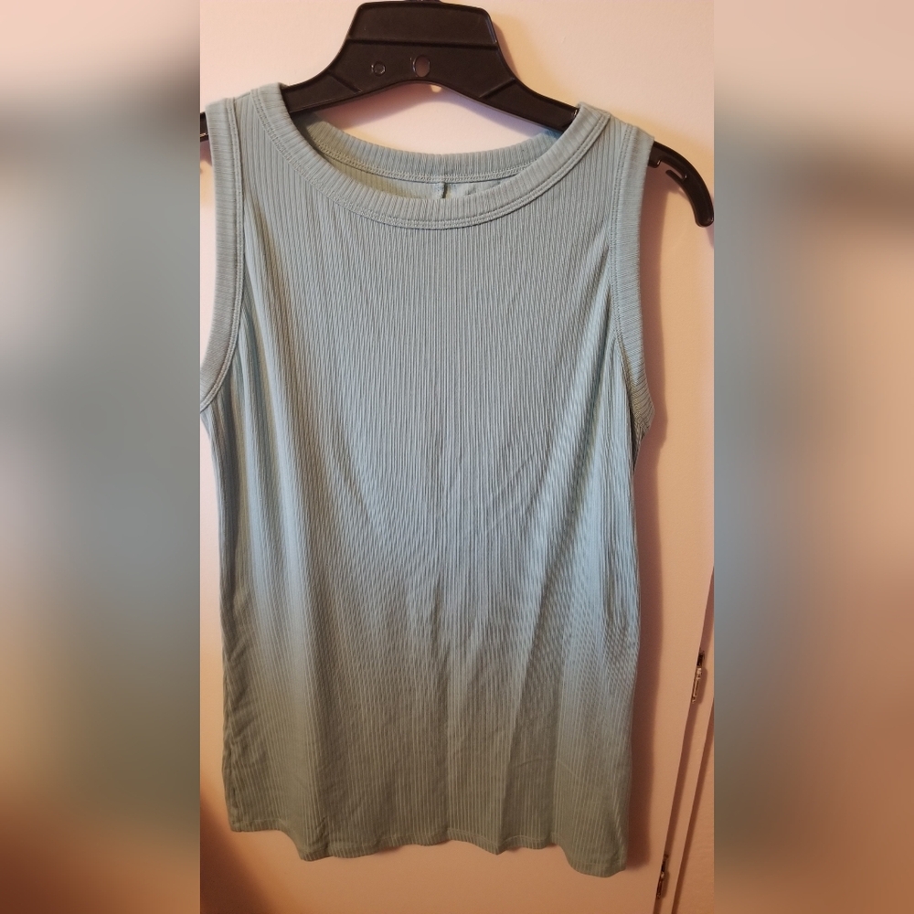 Lane Bryant Light Gray Ribbed High-Neck Tank 10/12L